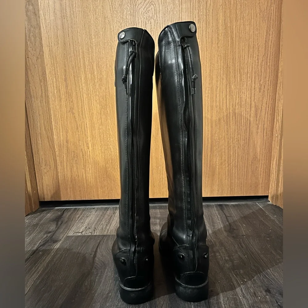 Ariat Equestrian Tall Boots - Picture 3 of 7